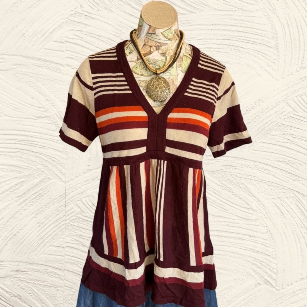 H&M Y2K Wool Blend Striped V-Neck Burgundy Short Sleeve A Line Top M